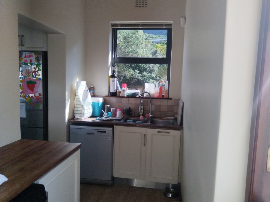 To Let 4 Bedroom Property for Rent in Kenrock Country Estate Western Cape